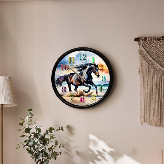 Siyah At Tasarımlı Modern Dekoratif Duvar Saati Koşan siyah at desenli dekoratif sessiz duvar saati modeli