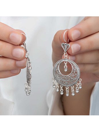 Gümüş Çember Telkari Sallantılı Kadın Küpe CSR2185330