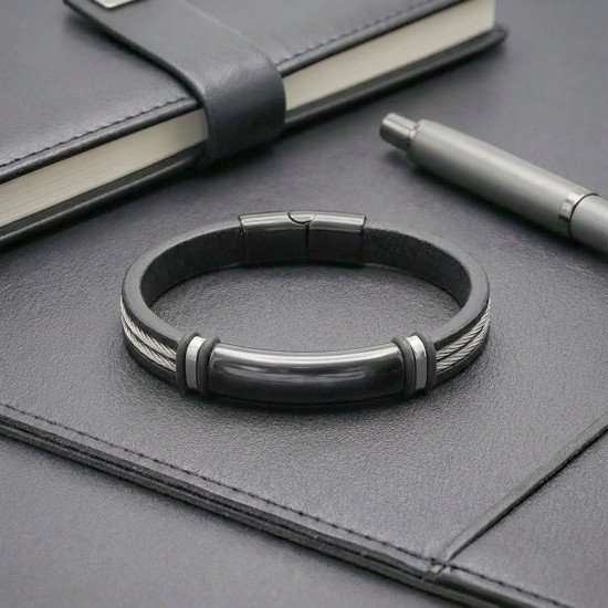 İsim Yazılabilir Çelik Halatlı Siyah Deri Erkek Bileklik - Casera's İsim yazılabilir çelik halatlı siyah deri erkek bileklik