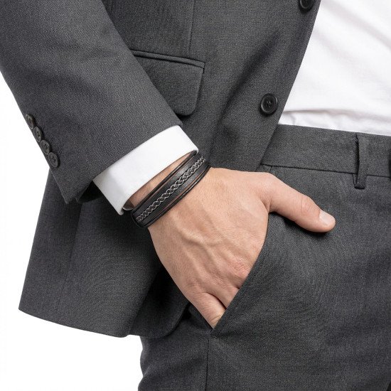 Siyah beyaz çoklu deri bileklik modeli Siyah beyaz çoklu deri erkek bileklik