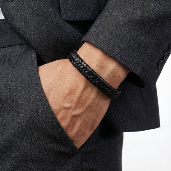 Siyah El Örgüsü Deri Çelik Kilitli Erkek Bileklik Siyah El Örgüsü Deri Çelik Kilitli Erkek Bileklik