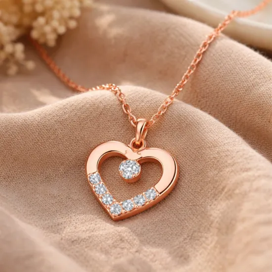 Gümüş Rose Minik Kalpli Tektaş Kadın Kolye Gümüş Rose Minik Kalpli Tektaş Kadın Kolye