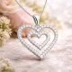 Gümüş Kalpli Bayan Kolye