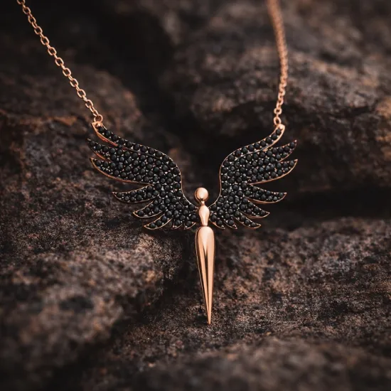 Gümüş Siyah Mikail Meleği Bayan Kolye