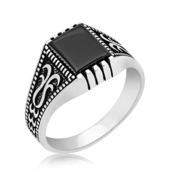 Gümüş Siyah Onix Taşlı Erkek Yüzük Gümüş Siyah Onix Taşlı Erkek Yüzük
