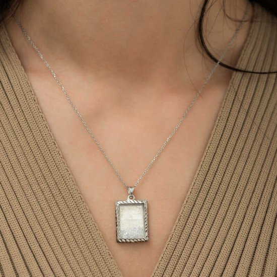 Gümüş Fatiha Ve Esma’ül Hüsna Yazılı Kolye Gümüş Fatiha Ve Esma’ül Hüsna Yazılı Kolye