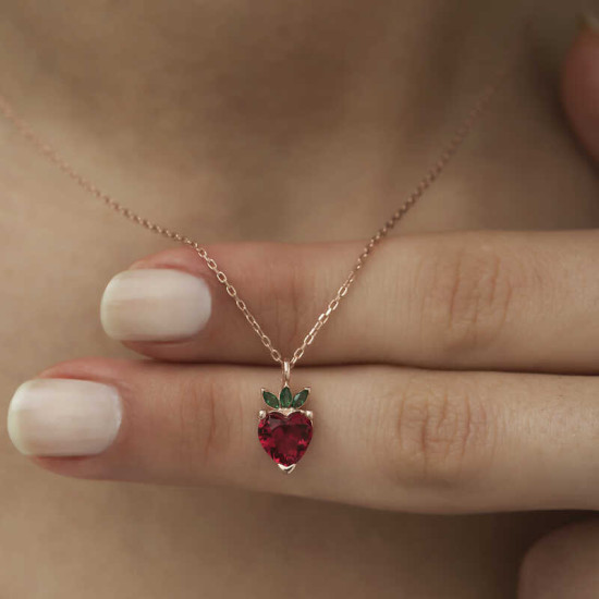Gümüş Rose Çilek Figür Meyve Kolye Gümüş Rose Çilek Figür Meyve Kolye