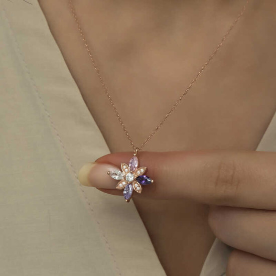 Gümüş Rose Mix Taşlı Umut Çiçeği Kolye Gümüş Rose Mix Taşlı Umut Çiçeği Kolye