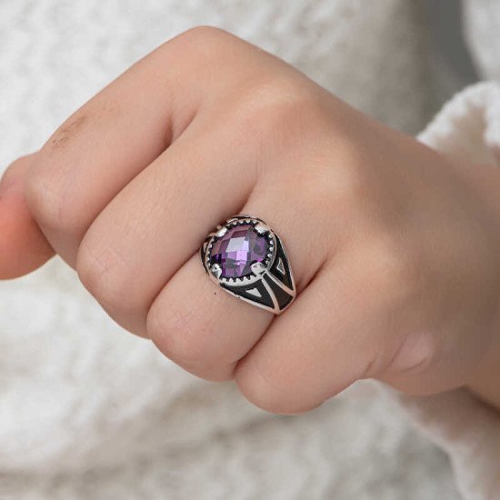 Gümüş Lila Zirkon Taşlı Çocuk Erkek Yüzük Gümüş Lila Zirkon Taşlı Çocuk Erkek Yüzük