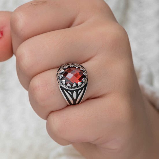 Gümüş Kırmızı Zirkon Taşlı Çocuk Erkek Yüzük Gümüş Kırmızı Zirkon Taşlı Çocuk Erkek Yüzük