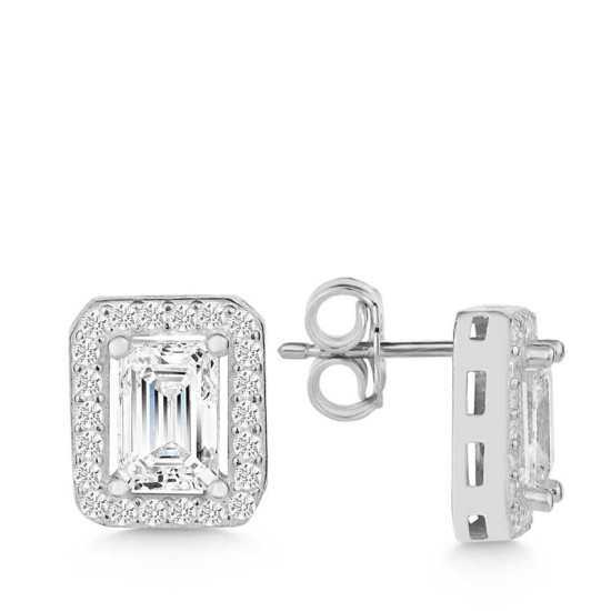 Gümüş Beyaz Baget Taşlı Çivili Kadın Küpe Gümüş Beyaz Baget Taşlı Çivili Kadın Küpe