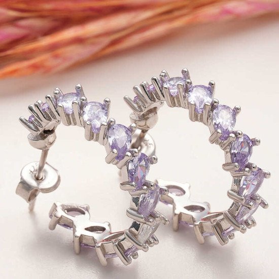 Gümüş Lila Taşlı Damla Çivili Kadın Küpe Gümüş Lila Taşlı Damla Çivili Kadın Küpe