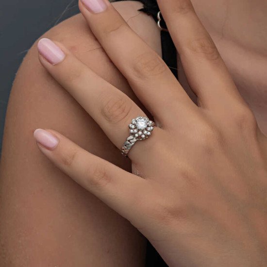 Gümüş Tek Taş Kadın Yüzük Gümüş Tek Taş Kadın Yüzük