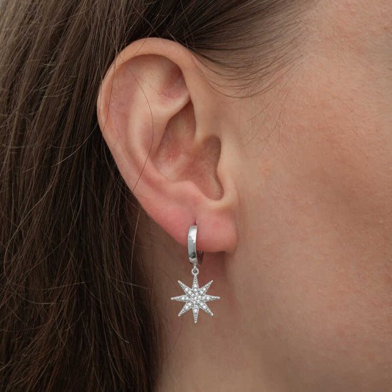 Gümüş Sallantılı Kutup Yıldızı Kadın Küpe Gümüş Sallantılı Kutup Yıldızı Kadın Küpe