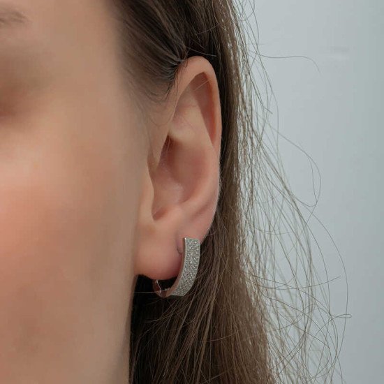 Gümüş 7 Sıra Beyaz Taşlı J Kadın Küpe Gümüş 7 Sıra Beyaz Taşlı J Kadın Küpe