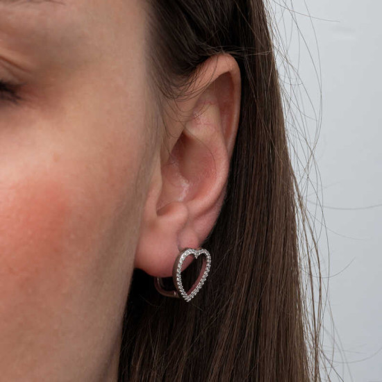 Gümüş Kalpli Kadın Küpe Gümüş Kalpli Kadın Küpe