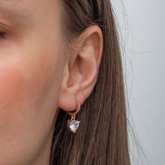 Gümüş Rose Beyaz Taşlı Kalpli Kadın Küpe Gümüş Rose Beyaz Taşlı Kalpli Kadın Küpe