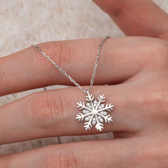 Gümüş Kar Tanesi Kadın Kolye Gümüş Kar Tanesi Kadın Kolye