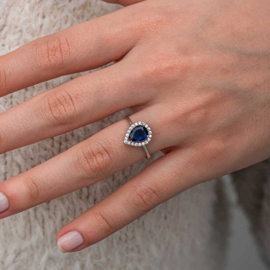 Gümüş Damla Safir Taşlı Kadın Yüzük Gümüş Damla Safir Taşlı Kadın Yüzük