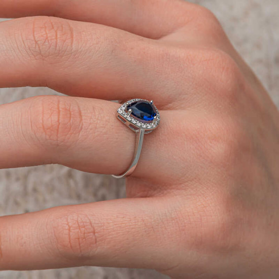 Gümüş Damla Safir Taşlı Kadın Yüzük Gümüş Damla Safir Taşlı Kadın Yüzük